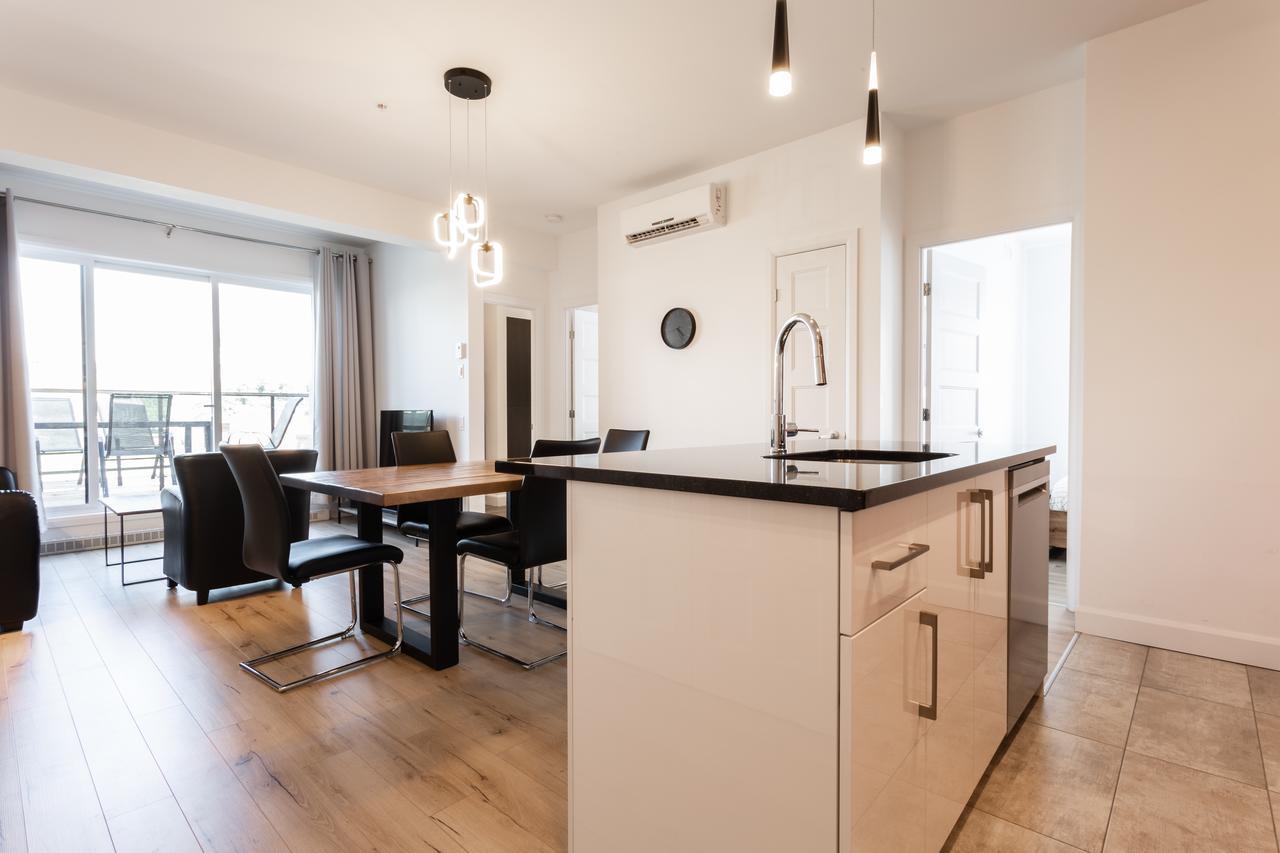 Апартаменты Aux Havres Urbains - Le Penthouse Du Kameleon Квебек Экстерьер фото