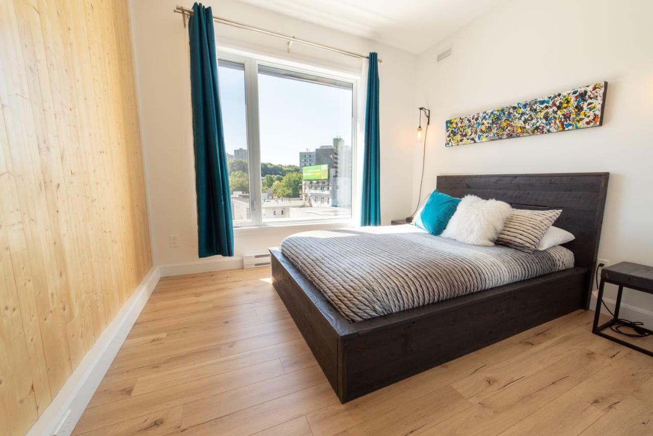 Апартаменты Aux Havres Urbains - Le Penthouse Du Kameleon Квебек Экстерьер фото
